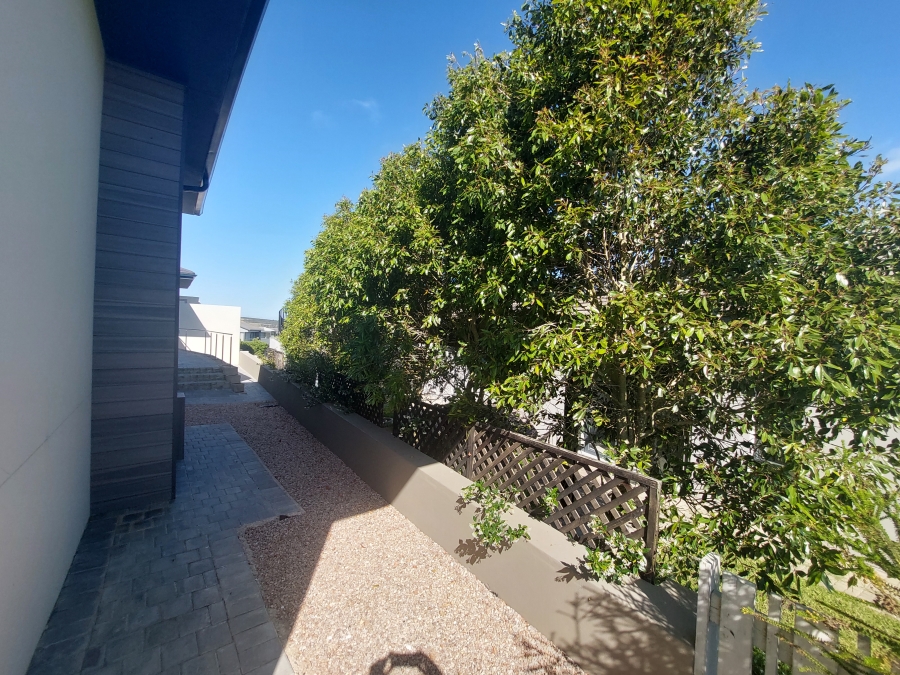 4 Bedroom Property for Sale in Oubaai Western Cape